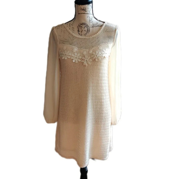 Flying Tomato Embroidered Flower Ivory Tassel Crochet Bohemian Mini Dress Size S - Picture 1 of 12